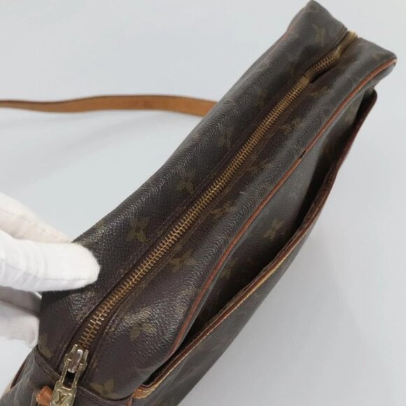 LOUIS VUITTON Monogram Trocadero 27 Shoulder Bag - Picture 6 of 16